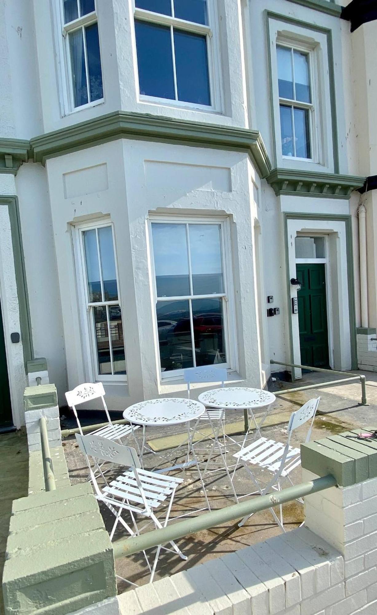 Seascape - Fantastic Location With Sea Views! Scarborough Extérieur photo
